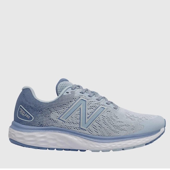 New Balance Women's Blue Running Shoes Fresh Foam 680 size 8.5 - Picture 3 of 9